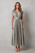 Veloria | Women's Flowing Pleated Elegance Midi Dress