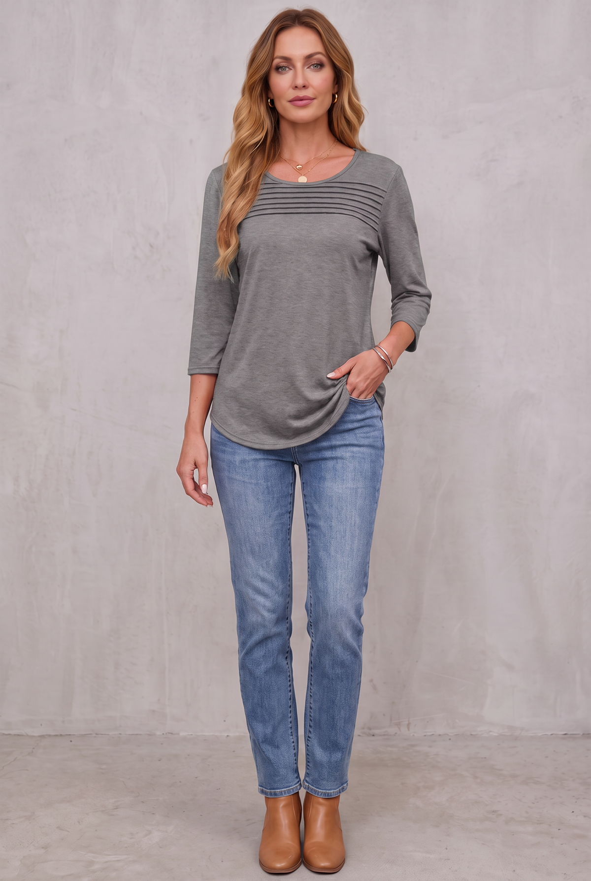 Mona | Pleated 3/4 Sleeve Top
