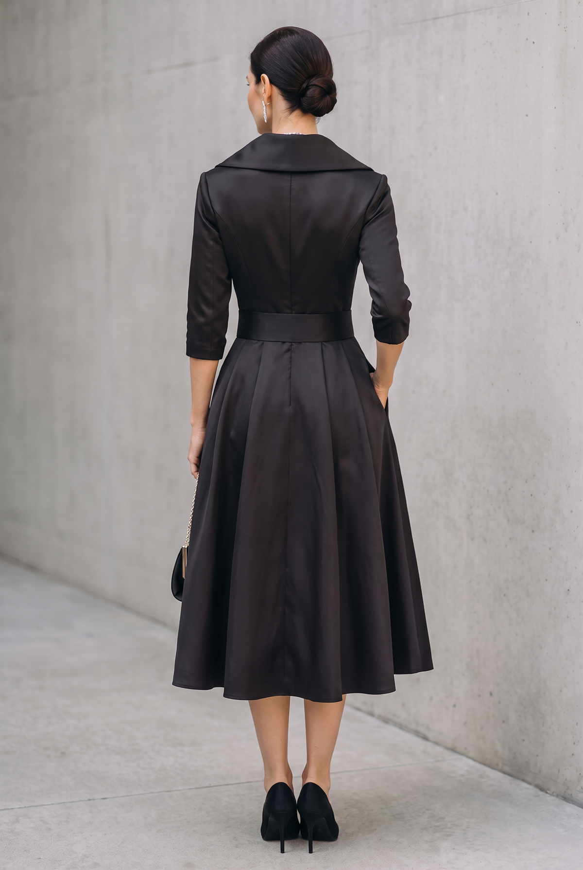 Coraline | Elegant V-Neck Evening Dress